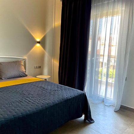 Villa Maria Petru 伊里斯斯 外观 照片