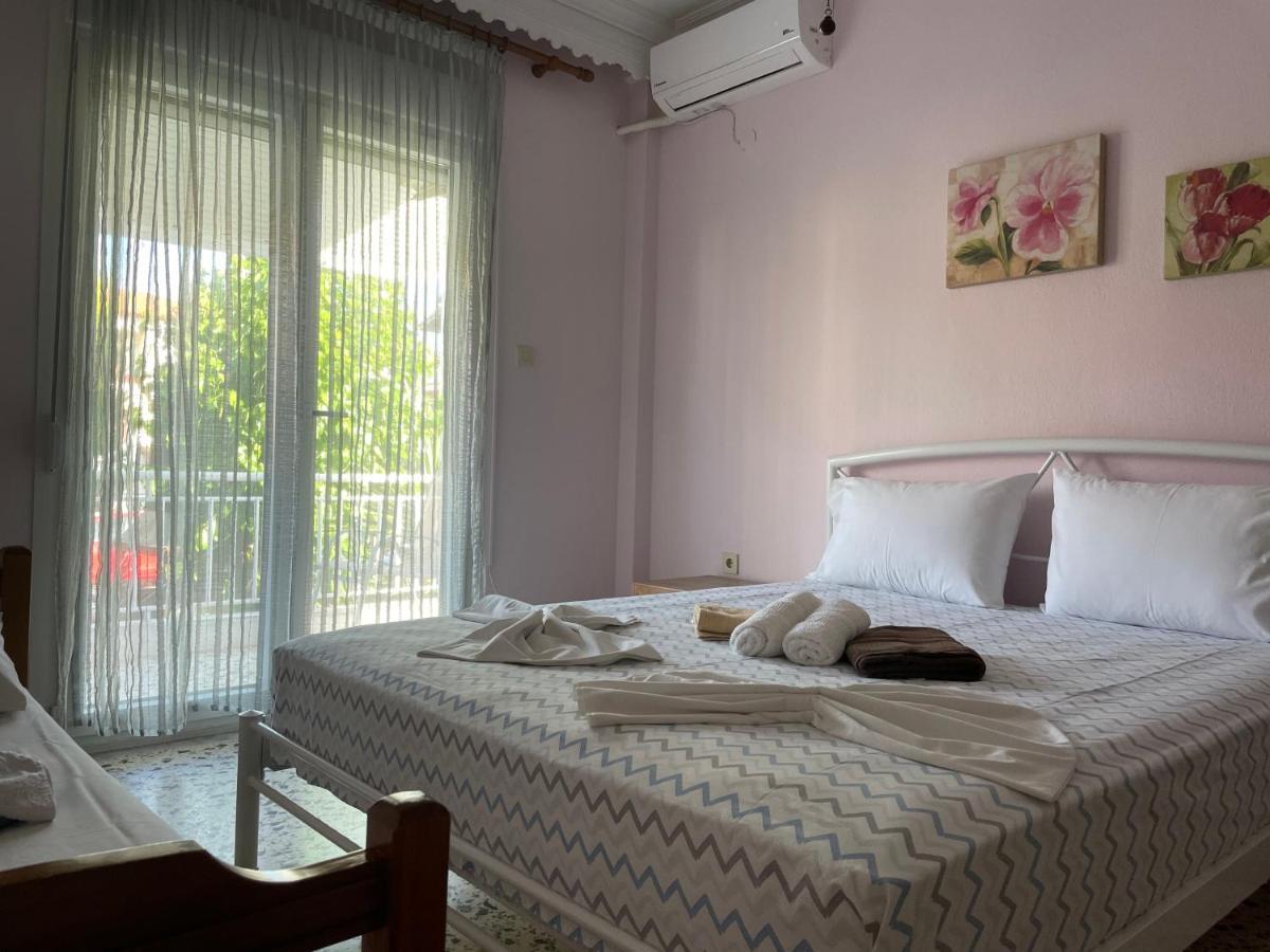 Villa Maria Petru 伊里斯斯 外观 照片